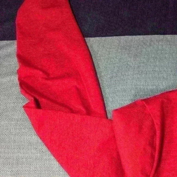 Eddie Bauer Long Sleeve Top - Size Medium - Picture 6 of 10